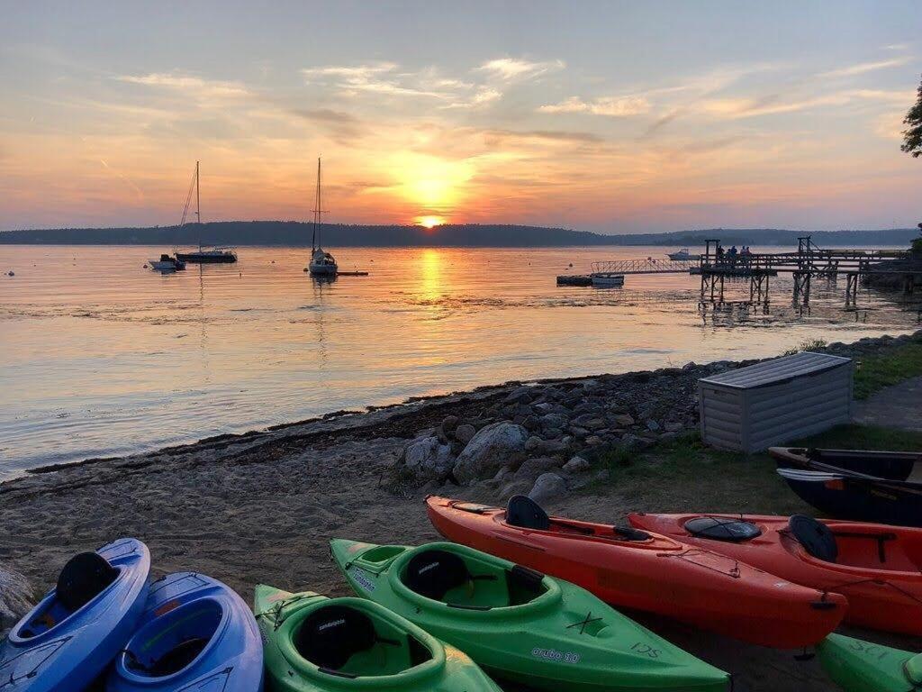 Smuggler's Cove Hotel