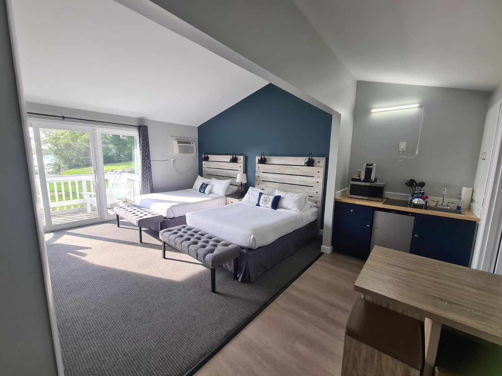Smuggler's Cove 4* Boothbay